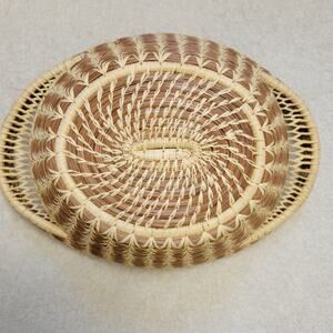 EUC Hand-Woven Mayan Hands Haida Pine Needle Oval Basket With Handles